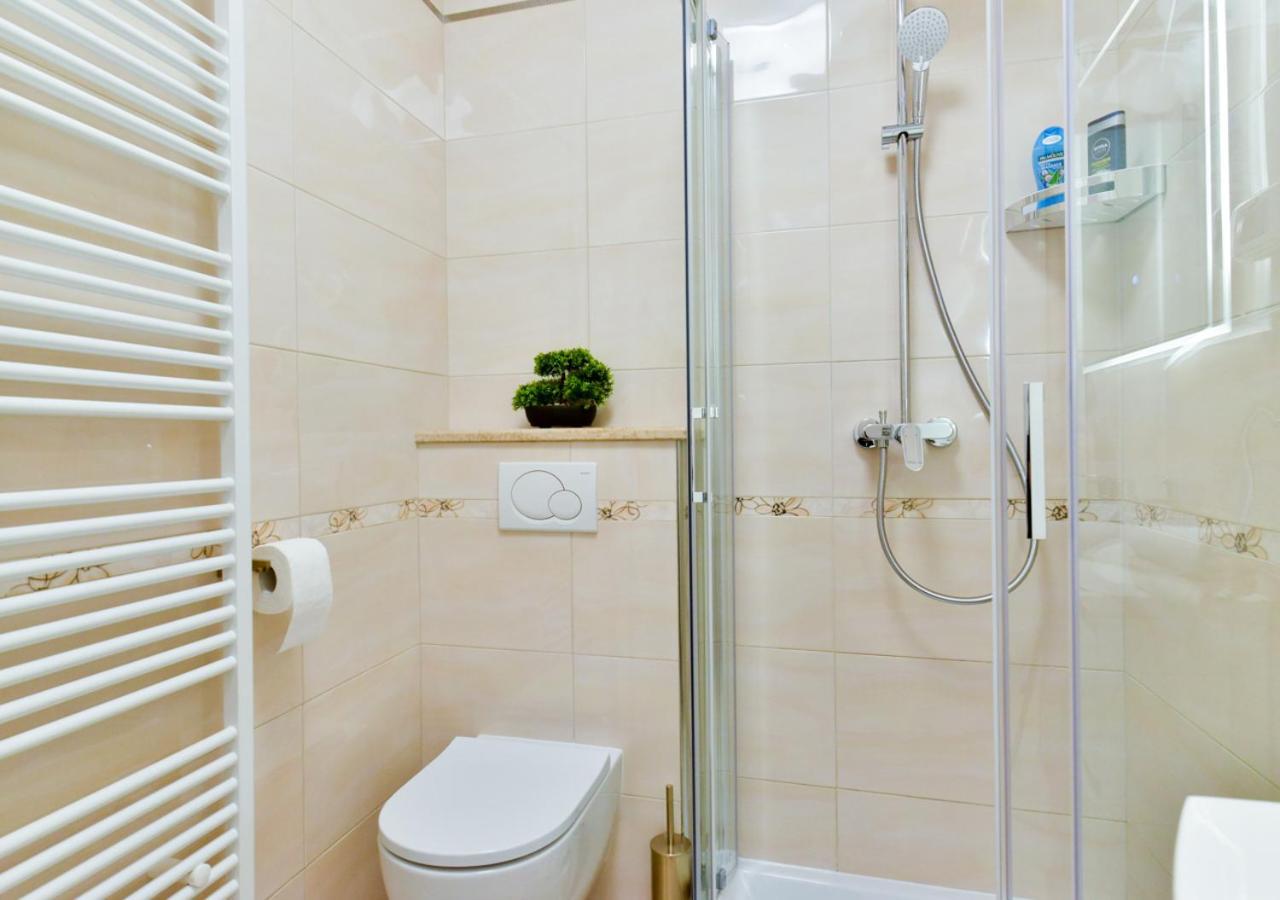 Apartments Leona ウマグ エクステリア 写真