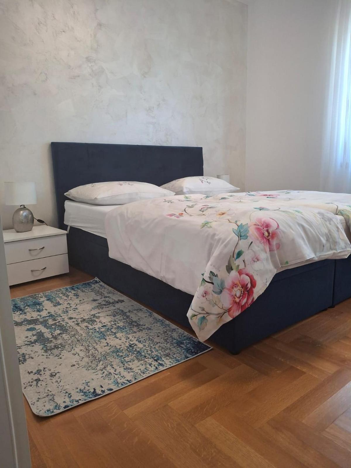 Apartments Leona ウマグ エクステリア 写真